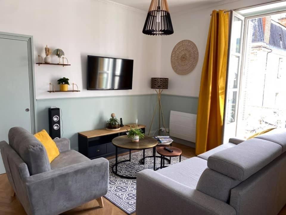 Magnifique Appartement Climatise - Classe 4 Etoiles Terrasson المظهر الخارجي الصورة